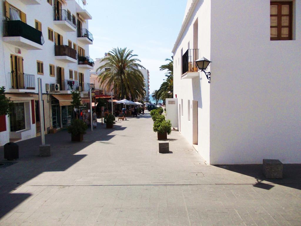 Hostal Rey Santa Eularia des Riu Exterior photo